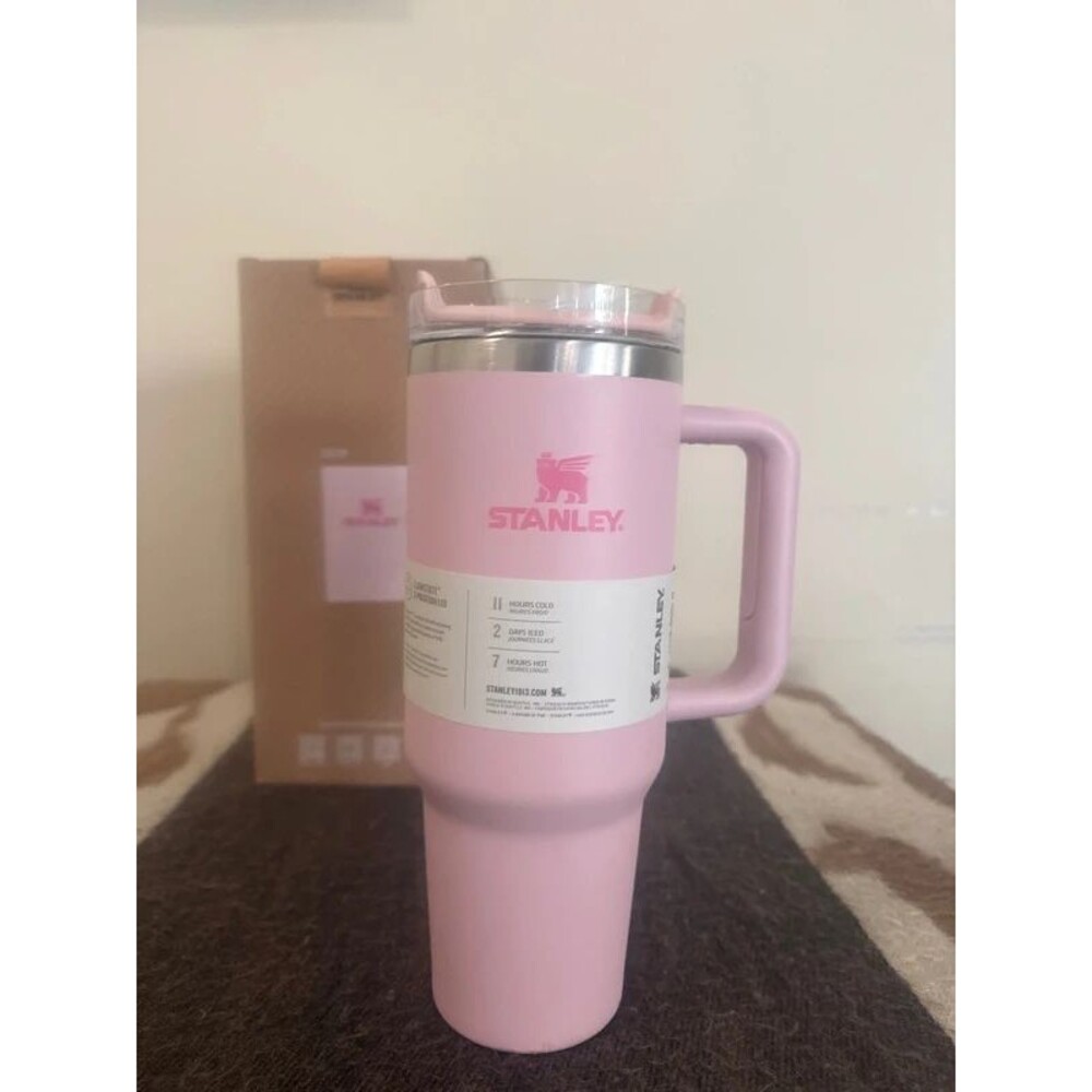 Stanley Quencher Pink Tumbler with Handle – New with Box